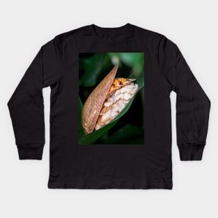 A beautiful forest cockroach (Ectobius sylvestris) with its brood Kids Long Sleeve T-Shirt